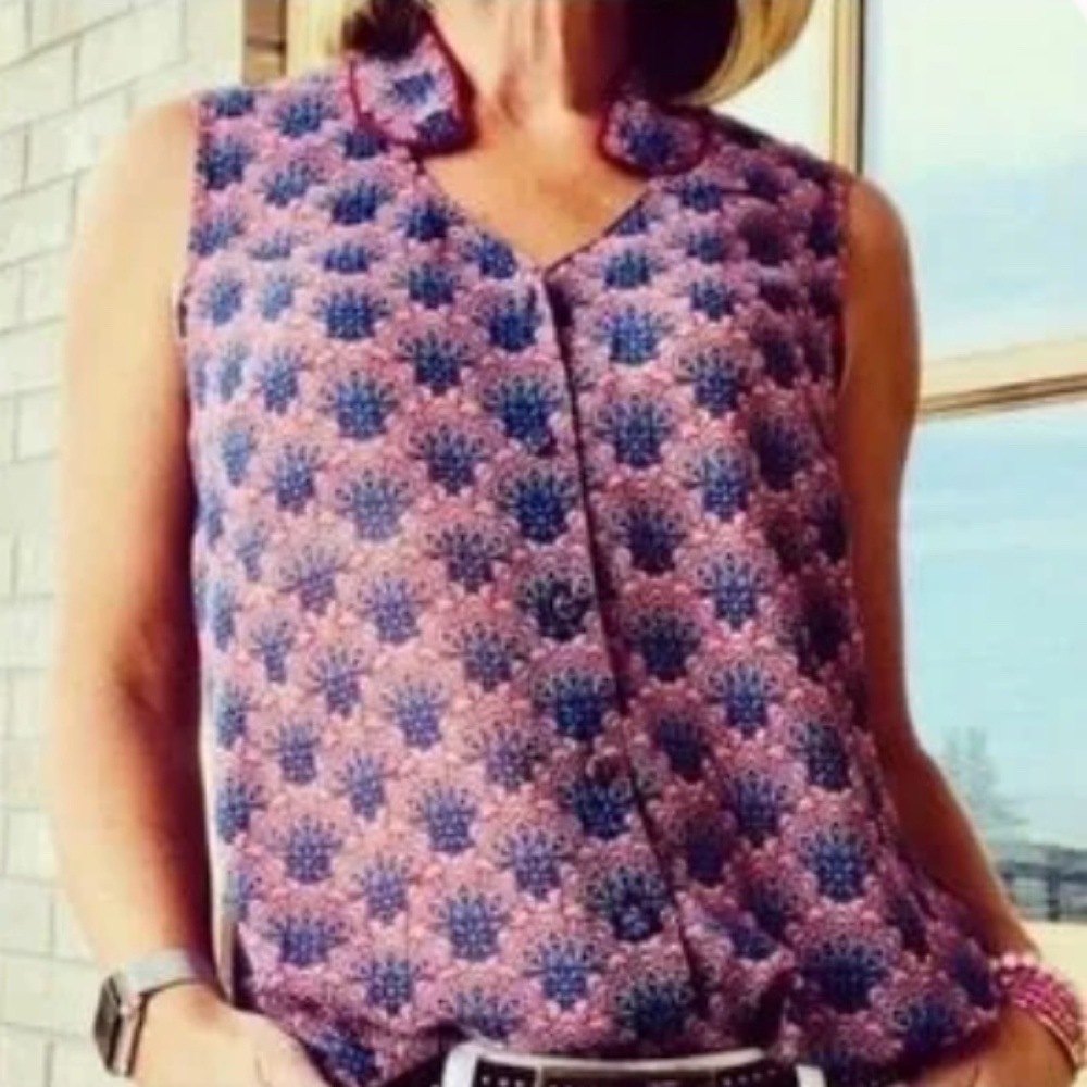 CABI 3620 Fan Blouse Top Career Moroccan Geo Print Medium